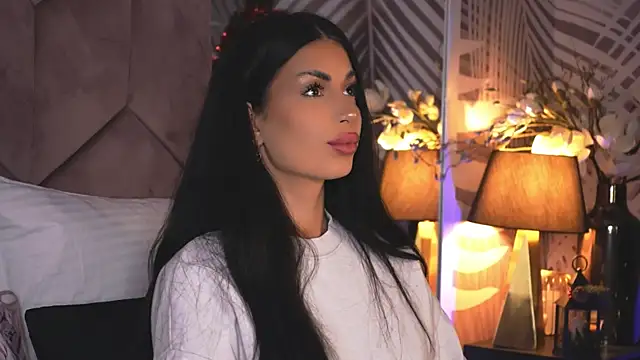 EvaRhea online show from January 8, 3:56 am