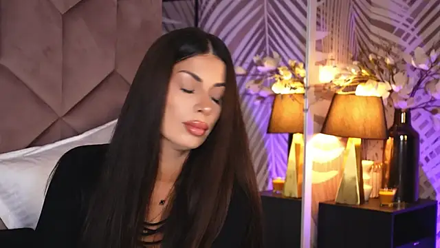 EvaRhea online show from November 24, 4:01 am