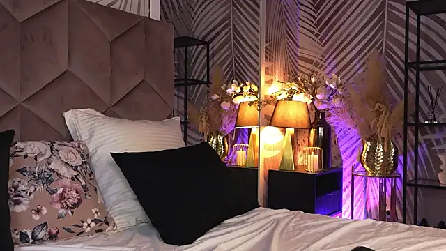 EvaRhea online show from March 16, 3:58 am