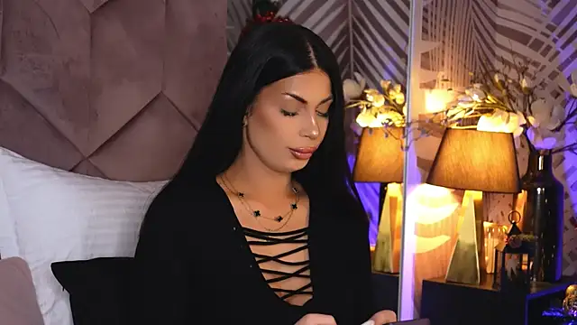 EvaRhea online show from December 18, 3:55 am