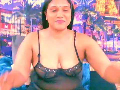Snapshot of IndianSexyLady4u chatting on September 12, 3:56 pm IndianSexyLady4u online show from September 12, 3:56 pm