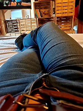 Horny mummy online show from February 24, 3:35 pm