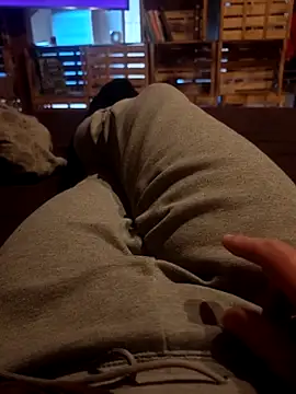 Horny mummy online show from April 10, 5:31 pm