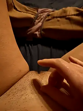 Snapshot of Horny_mummy chatting on November 11, 6:25 pm Horny mummy online show from November 11, 6:25 pm