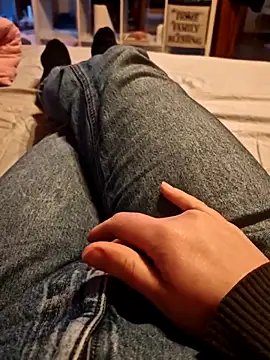 Horny mummy online show from February 12, 7:30 am