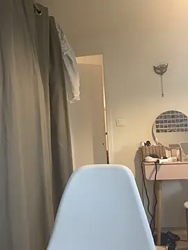 DouceAngela69 online show from April 17, 6:00 pm