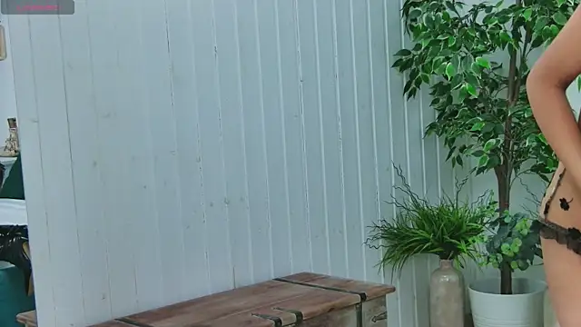 LollyShine online show from October 11, 6:31 pm