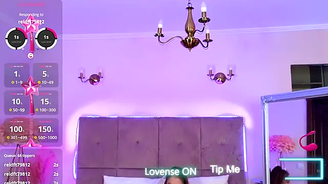 Snapshot of Nicole_Bond chatting on September 22, 6:08 am Nicole Bond online show from September 22, 6:08 am