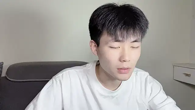 xiaoyang5200 online show from October 31, 2:35 pm