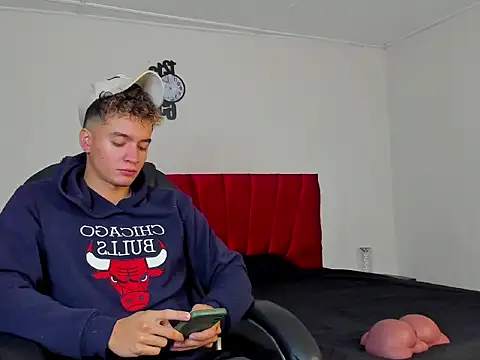 paull george online show from October 10, 4:19 pm