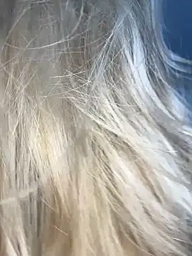 LunaMillie online show from September 13, 5:51 am