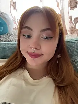LunaMillie online show from May 9, 11:24 am