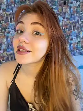 LunaMillie online show from April 12, 2:09 pm