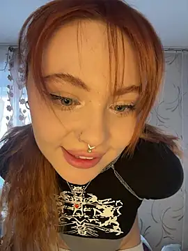 LunaMillie online show from February 10, 10:03 am