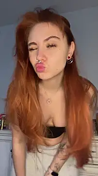 LunaMillie online show from January 18, 3:26 pm