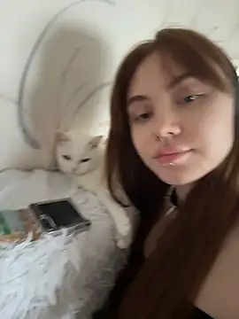Snapshot of LunaMillie chatting on July 15, 12:01 pm LunaMillie online show from July 15, 12:01 pm