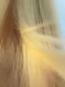 LunaMillie online show from November 4, 8:29 am