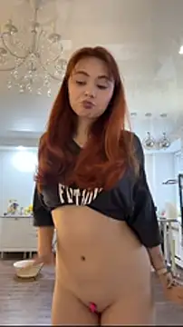 LunaMillie online show from January 11, 11:28 am