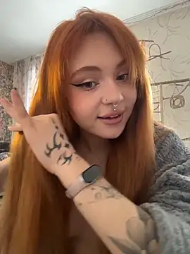 LunaMillie online show from March 8, 8:28 am