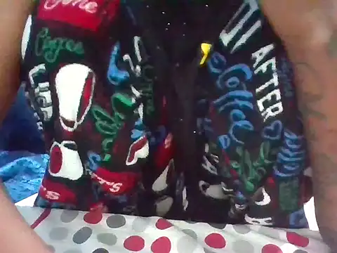 chocolatebarbiee online show from September 18, 9:40 pm