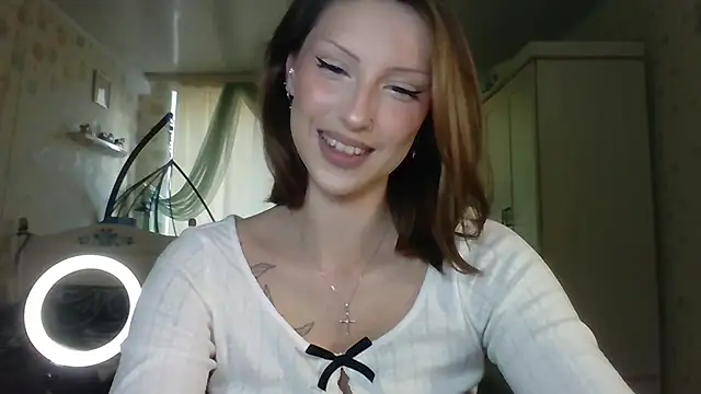 RuxaShade online show from November 14, 11:03 am