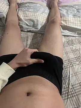 doyumsuz3131 online show from January 10, 7:20 pm