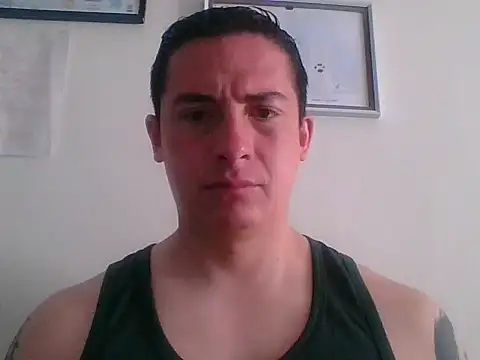 Snapshot of mickseb89 chatting on September 22, 2:34 pm mickseb89 online show from September 22, 2:34 pm