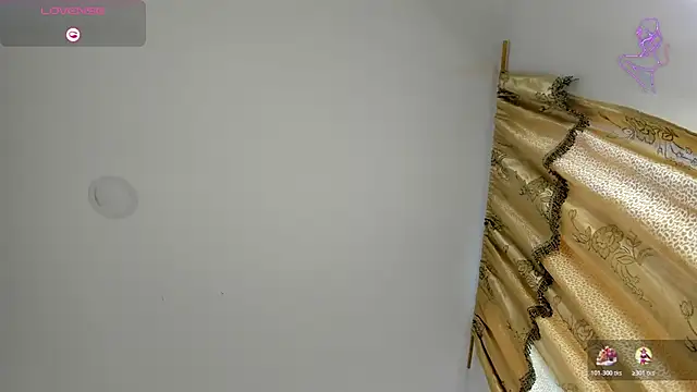 Ebony danik online show from March 25, 8:30 pm