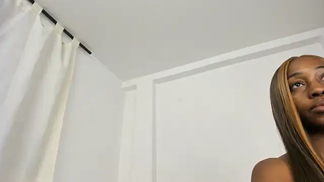 Ebony danik online show from October 10, 11:38 pm