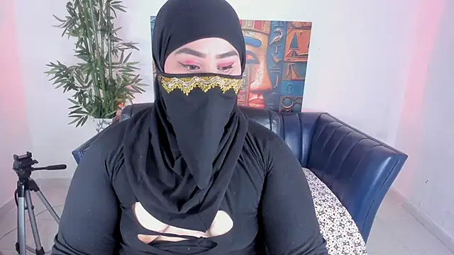 Snapshot of samanee_konn chatting on February 1, 7:12 pm samanee konn online show from February 1, 7:12 pm