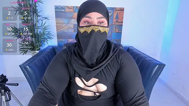 Snapshot of samanee_konn chatting on February 4, 7:09 pm samanee konn online show from February 4, 7:09 pm