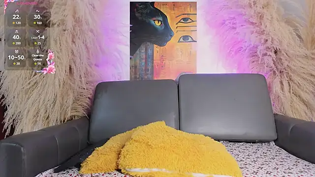 Snapshot of samanee_konn chatting on March 3, 7:21 pm samanee konn online show from March 3, 7:21 pm