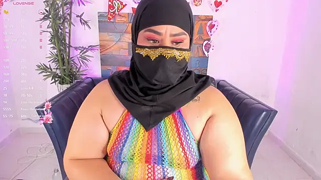 samanee konn online show from March 28, 7:04 pm