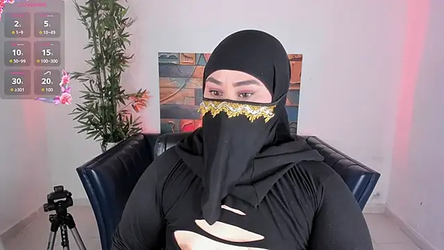 Snapshot of samanee_konn chatting on December 22, 7:03 pm samanee konn online show from December 22, 7:03 pm