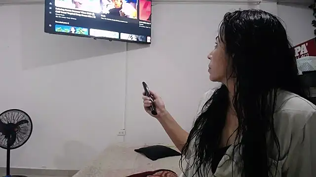yohacriss online show from September 18, 10:13 pm