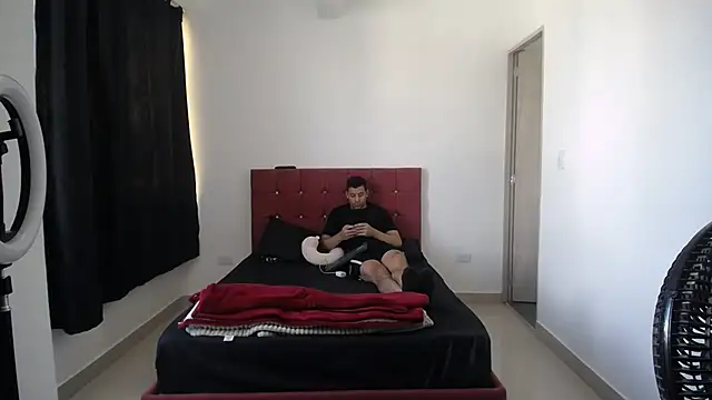 yohacriss online show from November 23, 1:32 pm