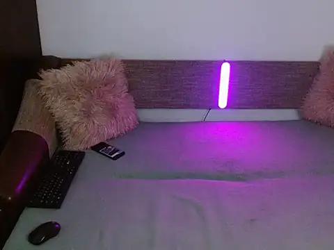 IvyClouds online show from November 7, 8:08 am