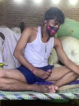 uniquesexyboy5689 online show from May 15, 8:01 am