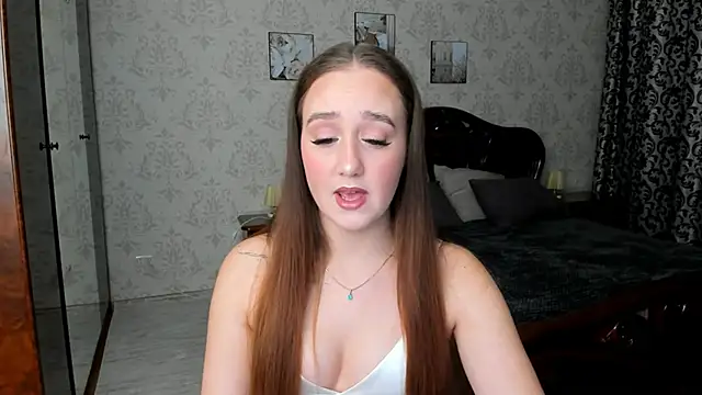 SabrinaCandi online show from November 14, 3:32 am