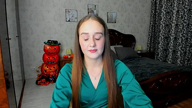 SabrinaCandi online show from November 4, 3:43 am