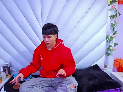 Bruno Cruzz online show from October 31, 2:30 am