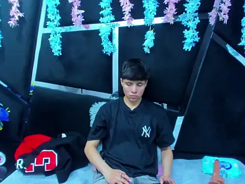 Bruno Cruzz online show from December 14, 2:29 am