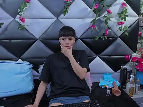 Bruno Cruzz online show from November 8, 4:05 am