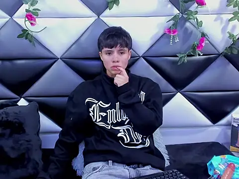 Bruno Cruzz online show from October 23, 1:48 am