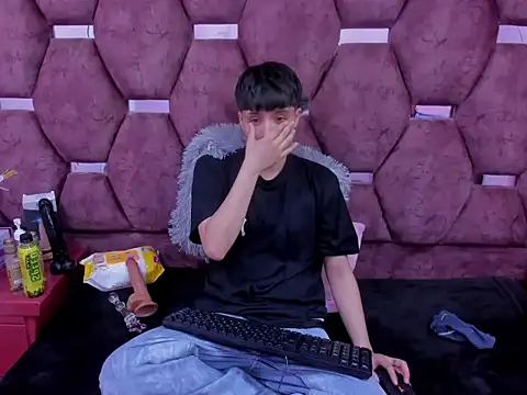 Bruno Cruzz online show from November 14, 2:48 am