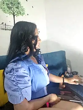 Snapshot of SofiiMilf chatting on September 16, 1:28 am SofiiMilf online show from September 16, 1:28 am