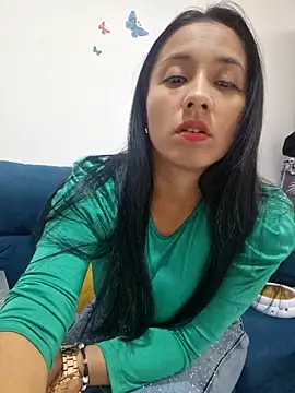 Snapshot of SofiiMilf chatting on October 8, 8:20 pm SofiiMilf online show from October 8, 8:20 pm