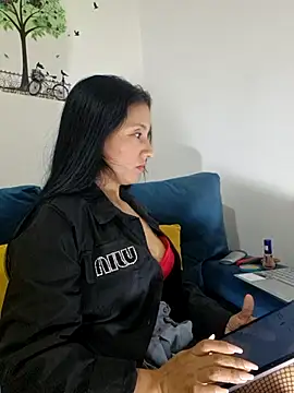 Snapshot of SofiiMilf chatting on September 24, 7:09 pm SofiiMilf online show from September 24, 7:09 pm