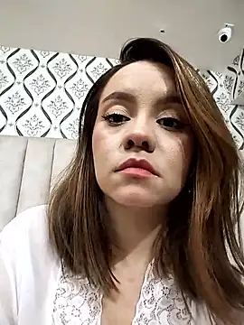 Snapshot of Sky_Junne chatting on September 18, 7:17 pm Sky Junne online show from September 18, 7:17 pm