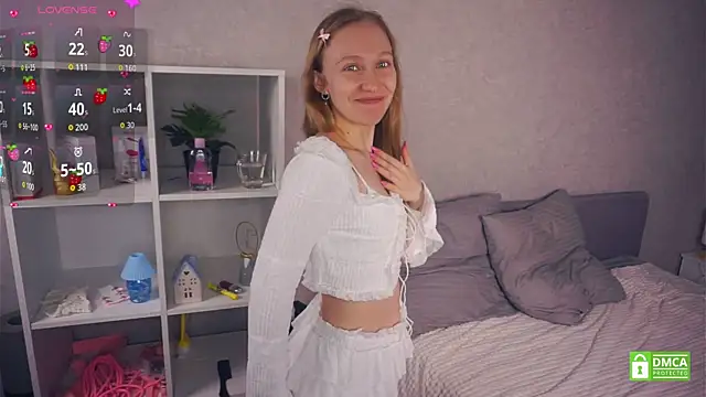 Snapshot of EarnestineGyllenband chatting on December 2, 6:26 am EarnestineGyllenband online show from December 2, 6:26 am